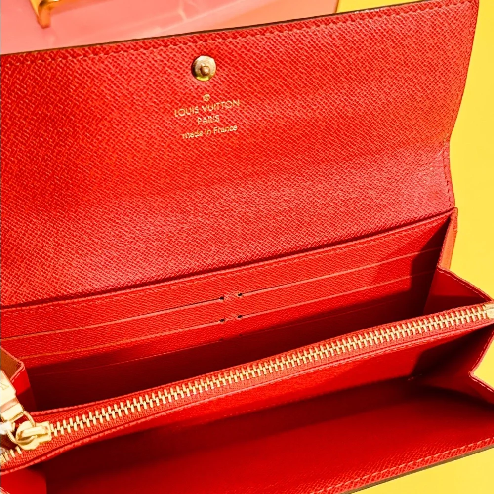 Louis Vuitton Monogram The BellBoy A limited edition Sarah Wallet. - Picture 5 of 15